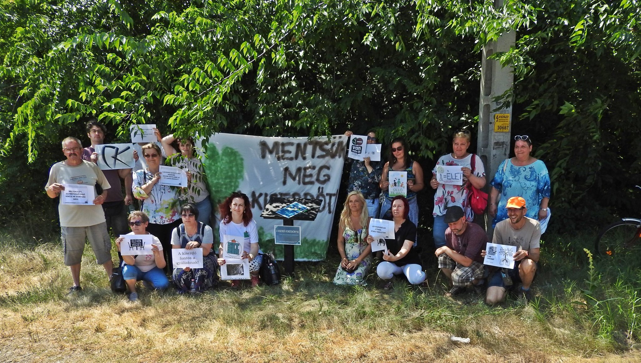 Mentsünk meg együtt a gyáli kiserdőt!